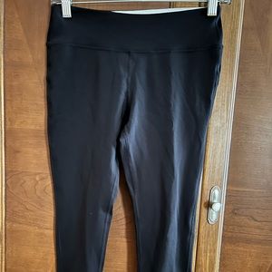 Black and White Capri Leggings